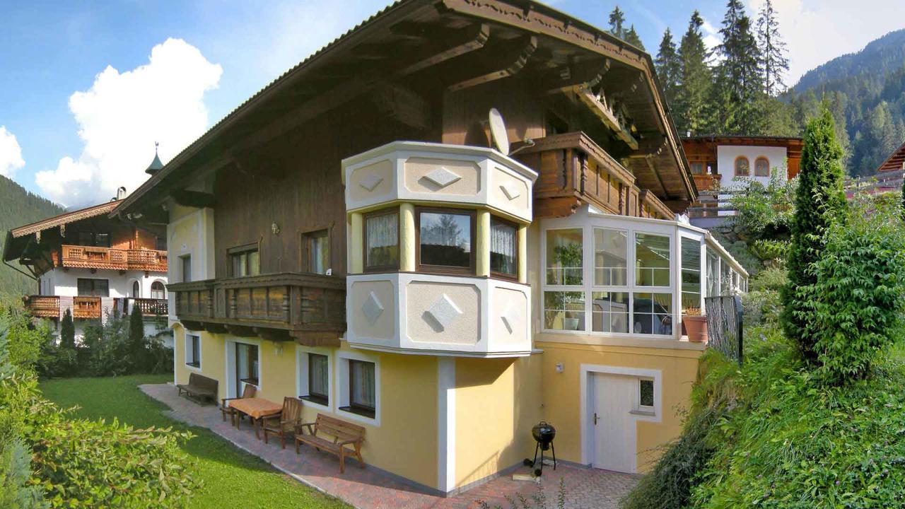 Haus Alpenchalet Apartment Нойщифт им Щубайтал Екстериор снимка