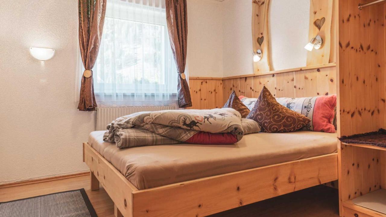 Haus Alpenchalet Apartment Нойщифт им Щубайтал Екстериор снимка